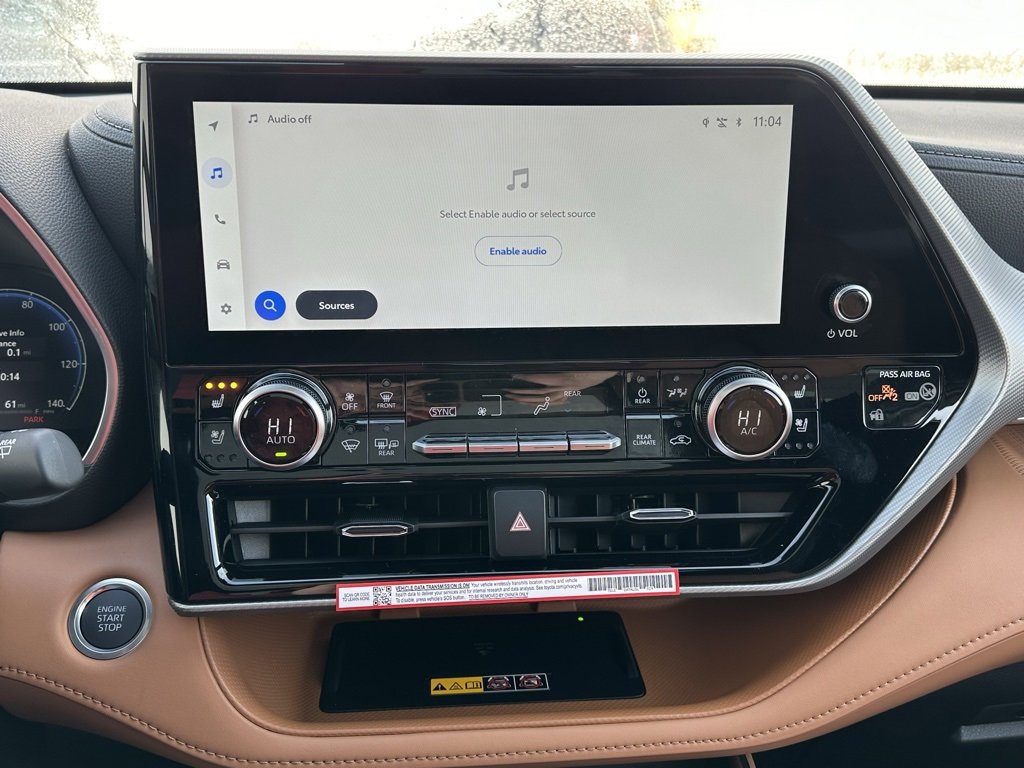 New 2026 Toyota Highlander Platinum image 30