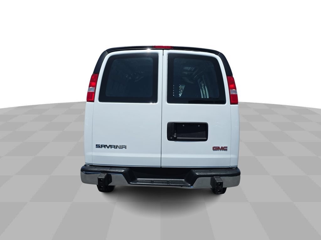 Used 2024 GMC Savana 2500 w/ Driver Convenience Package RWD image 7
