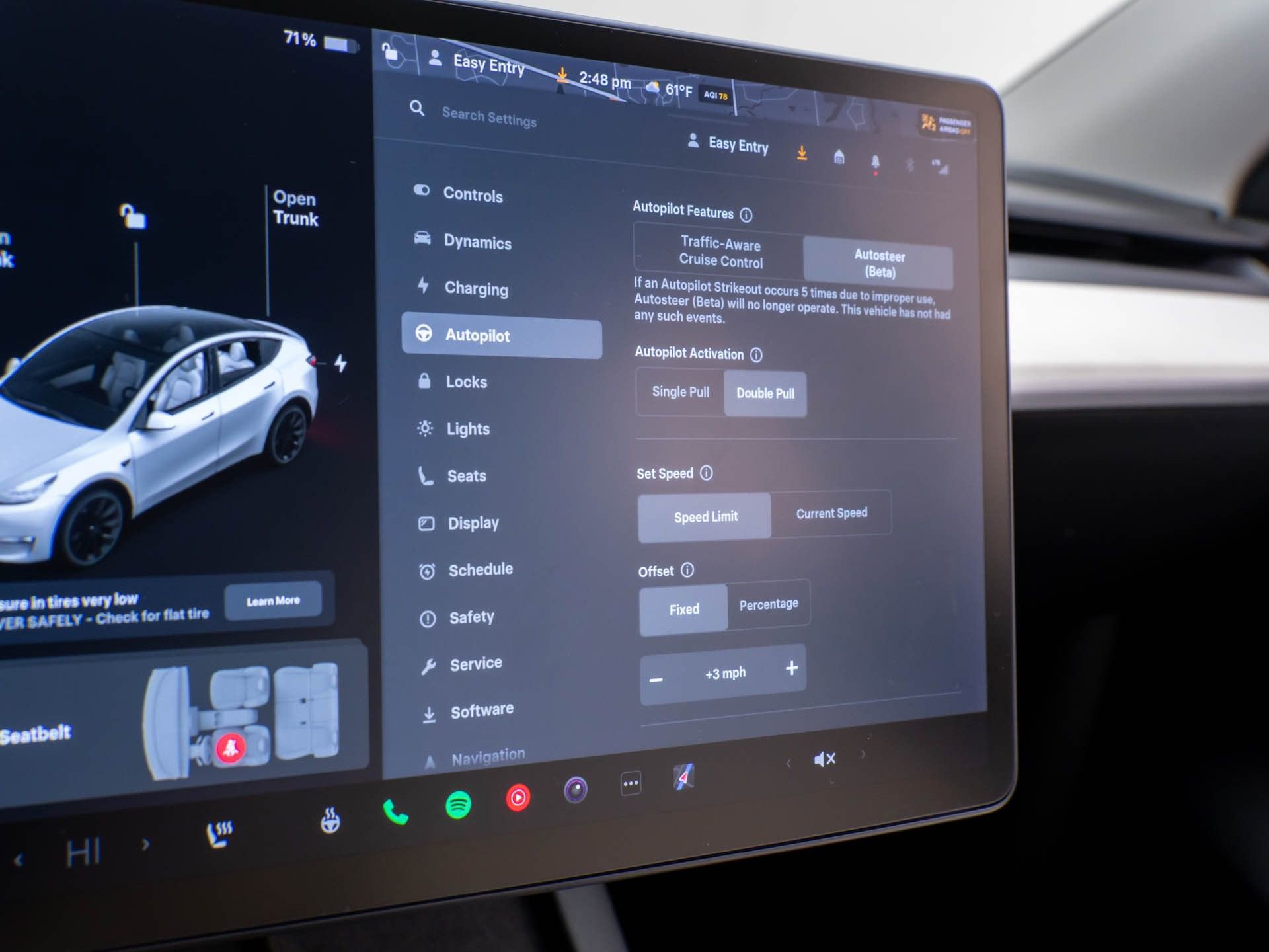 Used 2021 Tesla Model Y Long Range image 24