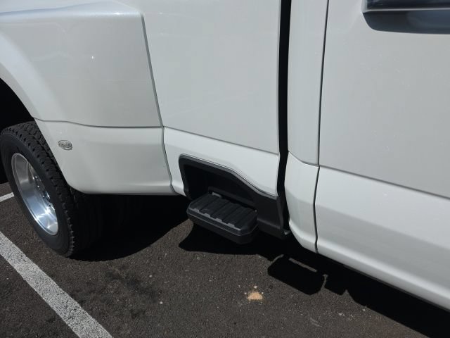Used 2024 Ford F450 Limited w/ FX4 Off-Road Package AWD/4WD image 10