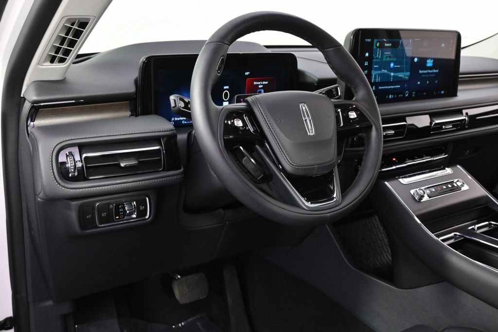 New 2026 Lincoln Aviator Reserve AWD/4WD image 11