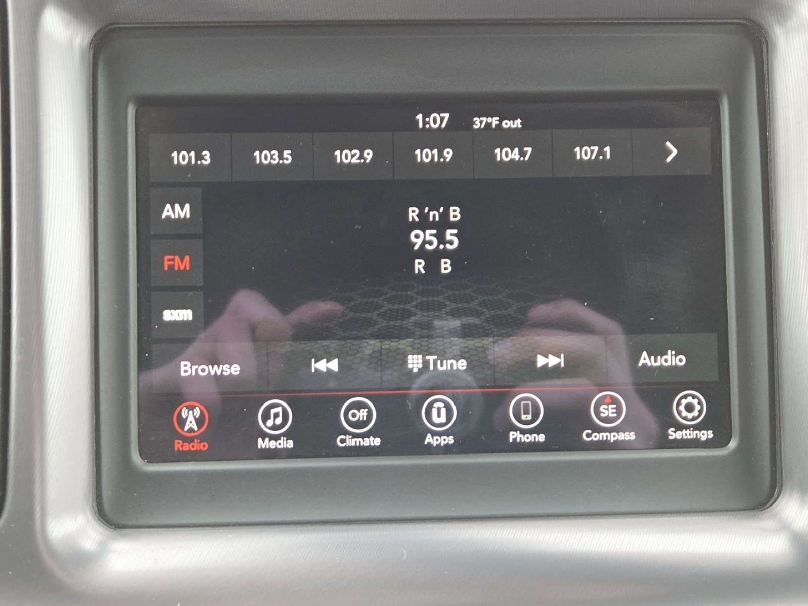 Used 2019 Dodge Challenger SXT w/ Blacktop Package image 30