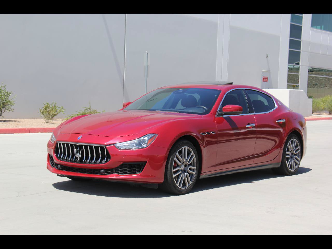 Used 2018 Maserati Ghibli RWD image 1