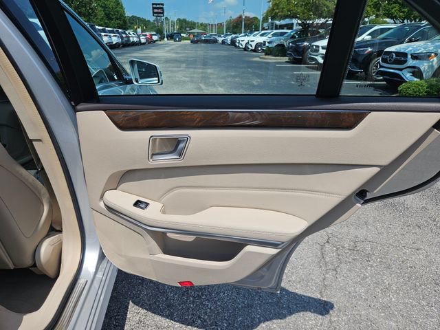 Certified 2016 Mercedes-Benz E 350 Sedan image 41
