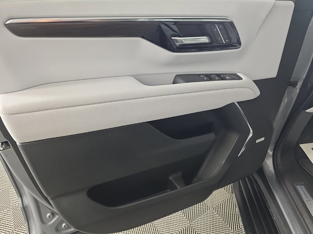 New 2026 Chevrolet Tahoe Premier w/ Sun And Tow Package image 12