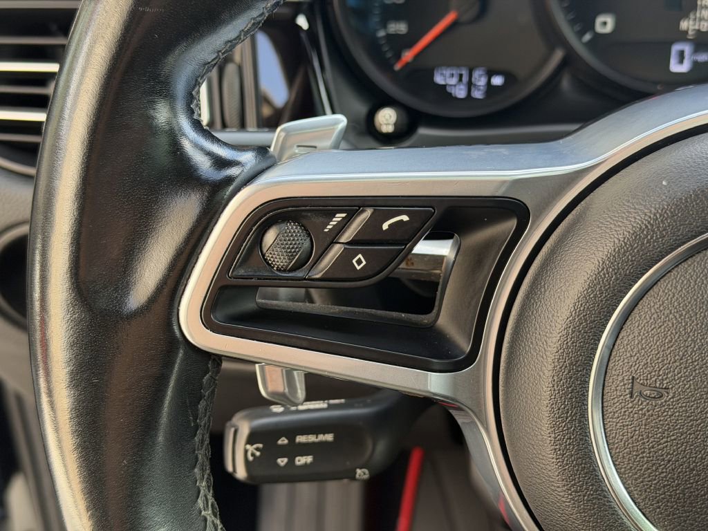 Used 2020 Porsche Macan AWD/4WD image 34