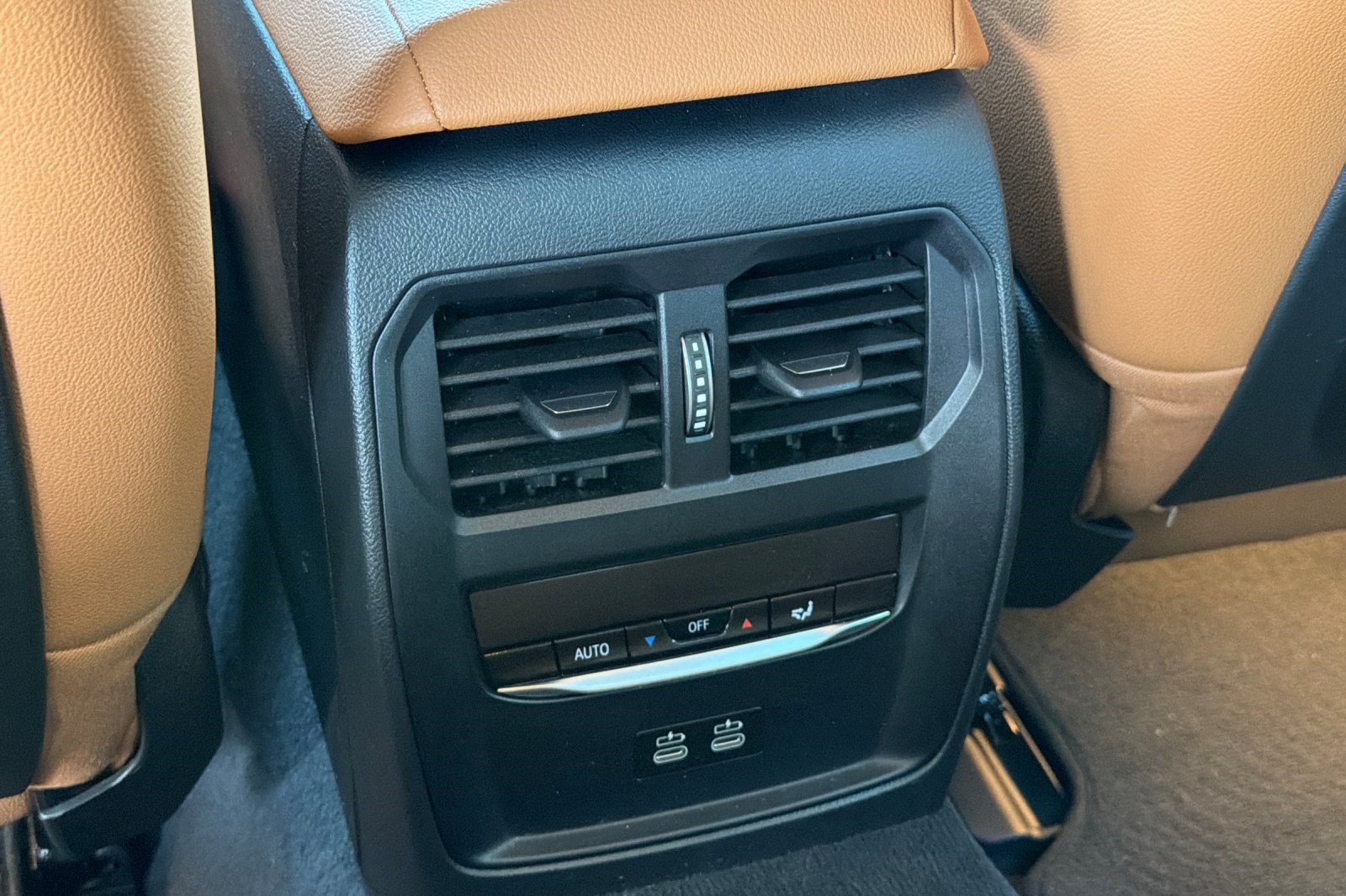 Certified 2023 BMW i4 eDrive40 w/ Premium Package RWD image 16