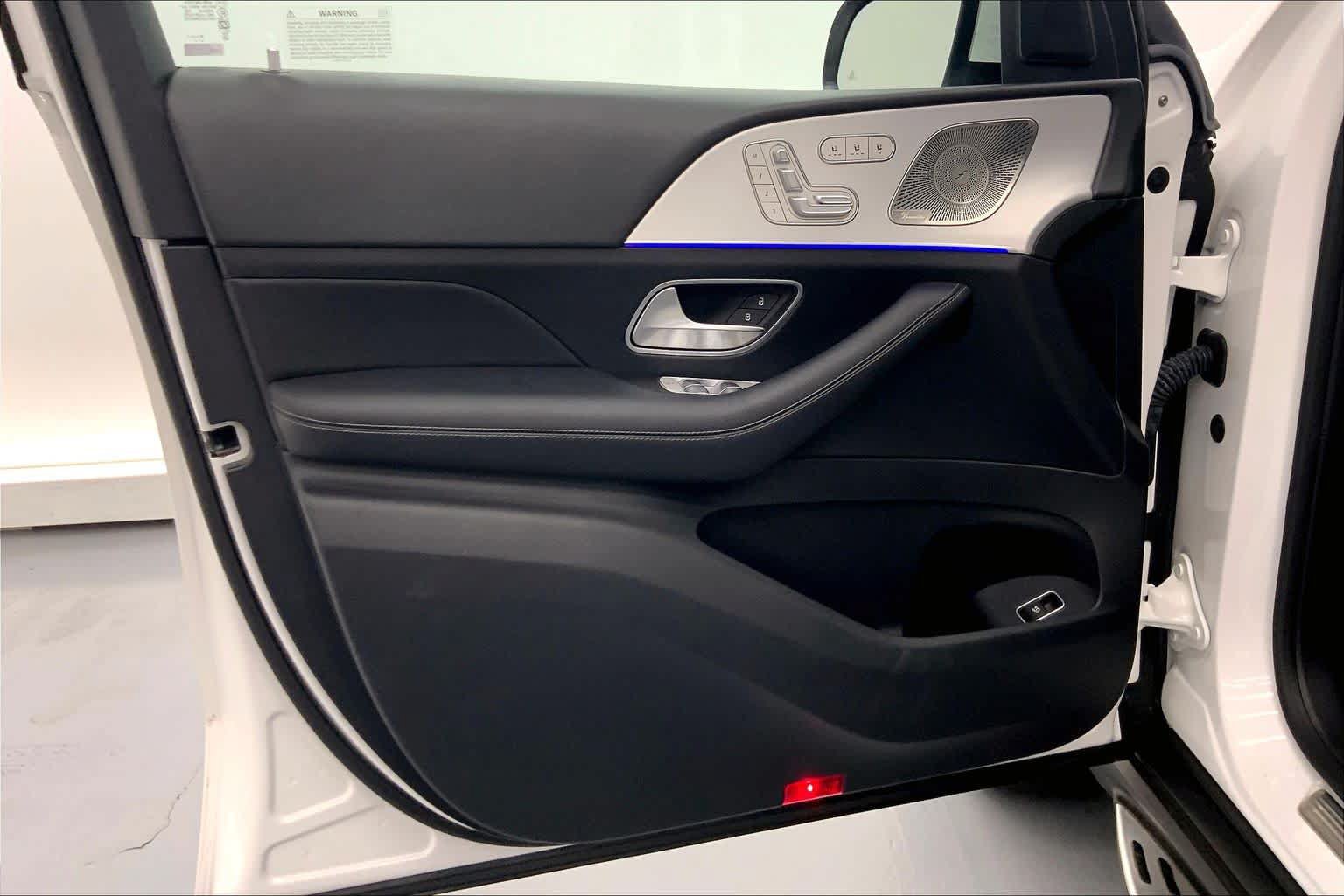 Used 2024 Mercedes-Benz GLS 450 4MATIC image 19