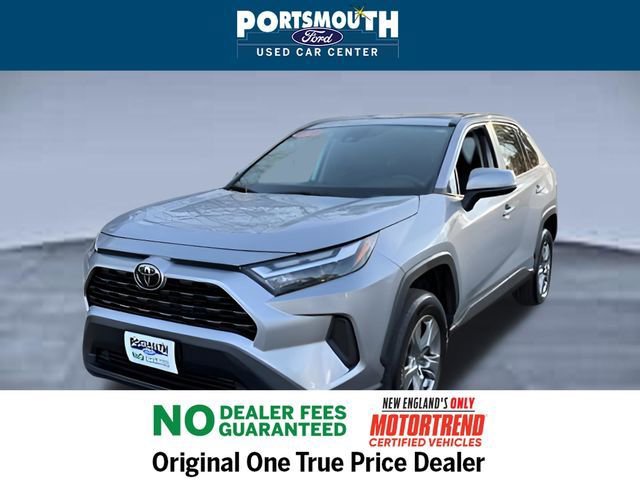 Used 2024 Toyota RAV4 XLE image 16
