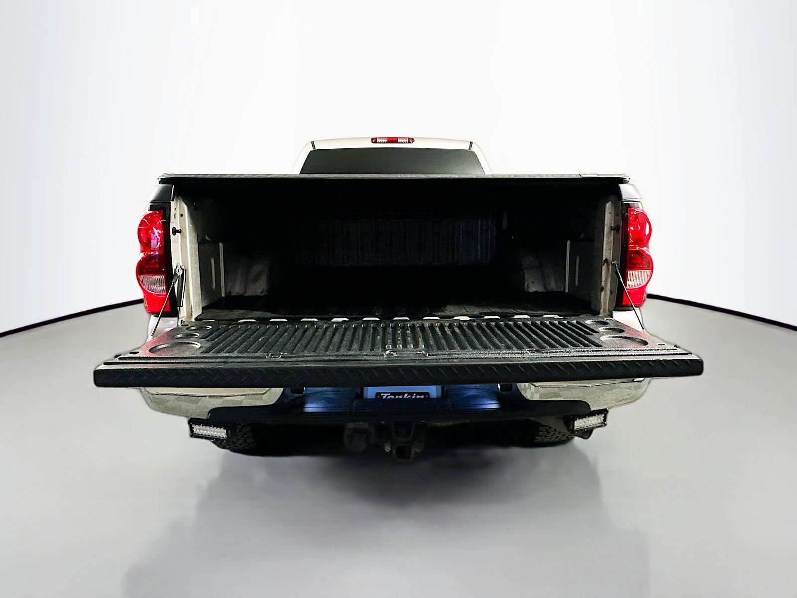 Used 2006 Chevrolet Silverado 2500 LT w/ Heavy-Duty Power Package image 25