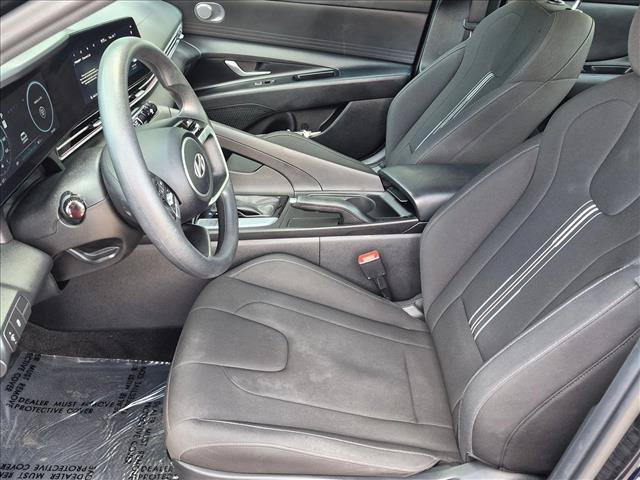 Used 2024 Hyundai Elantra SEL FWD image 15