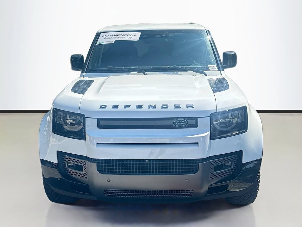 Used 2024 Land Rover Defender 130 Outbound AWD/4WD image 2