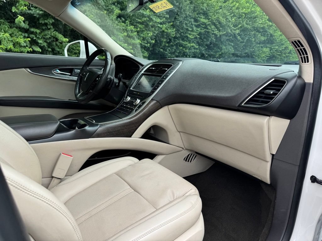 Used 2019 Lincoln Nautilus Reserve AWD/4WD image 10