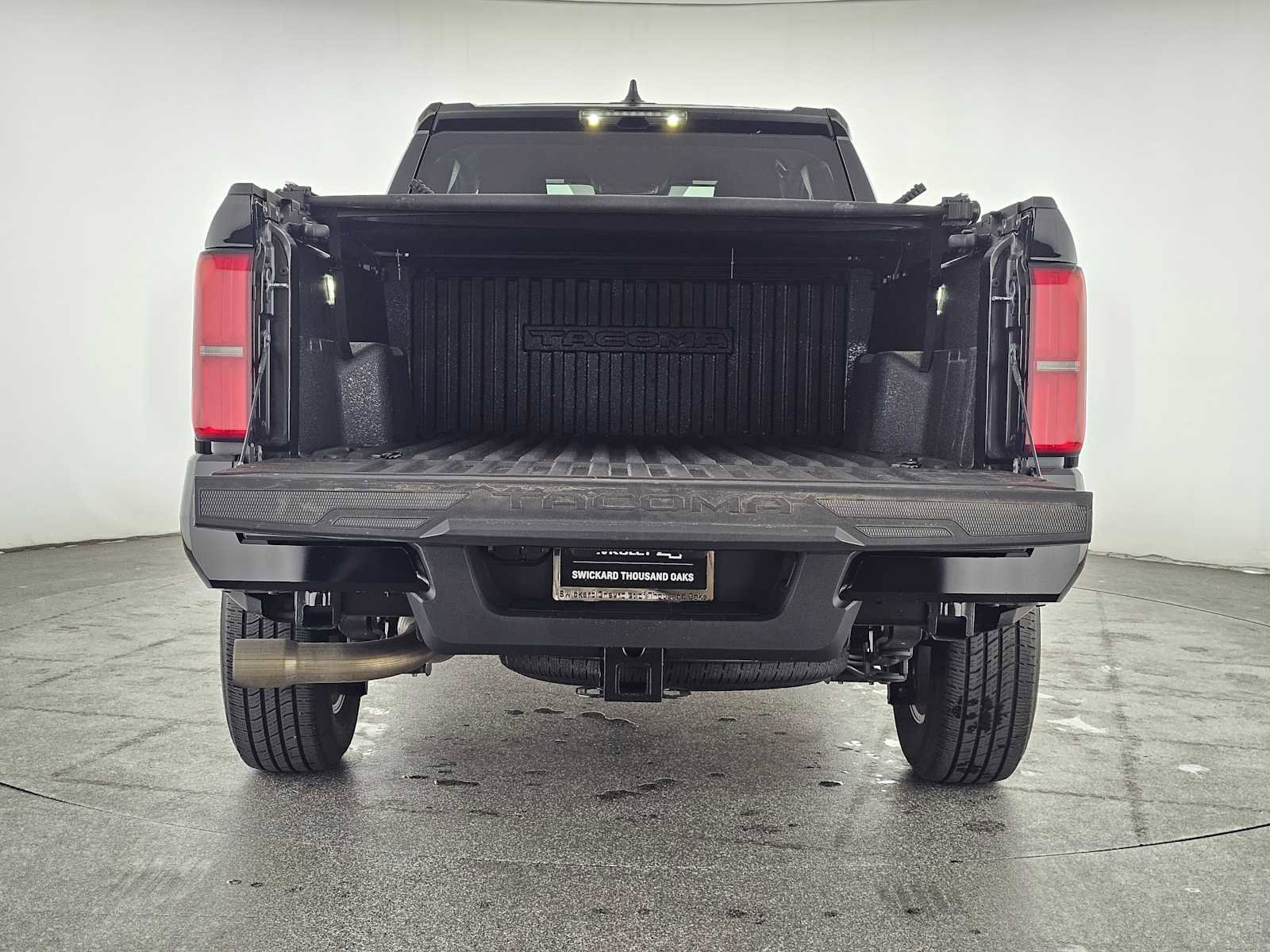 Used 2025 Toyota Tacoma SR5 RWD image 13