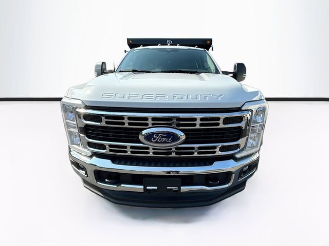 New 2026 Ford F550 4x4 Regular Cab Super Duty image 2
