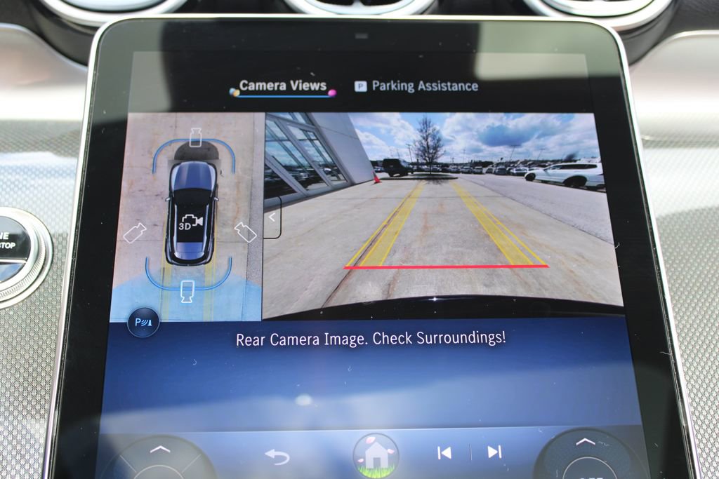 Used 2025 Mercedes-Benz GLC 300 4MATIC image 17