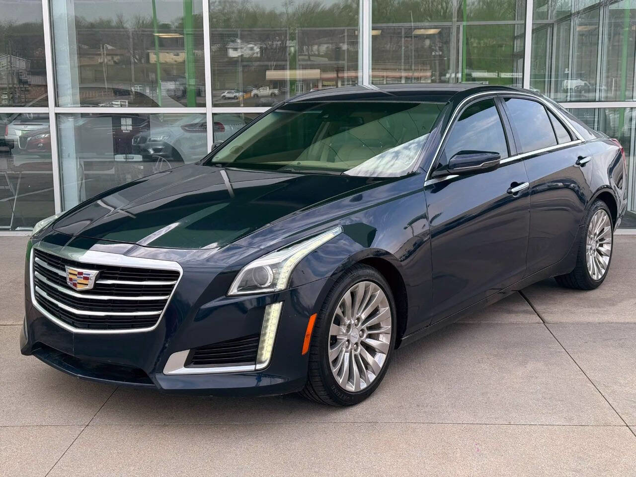 Used 2015 Cadillac CTS Luxury image 3