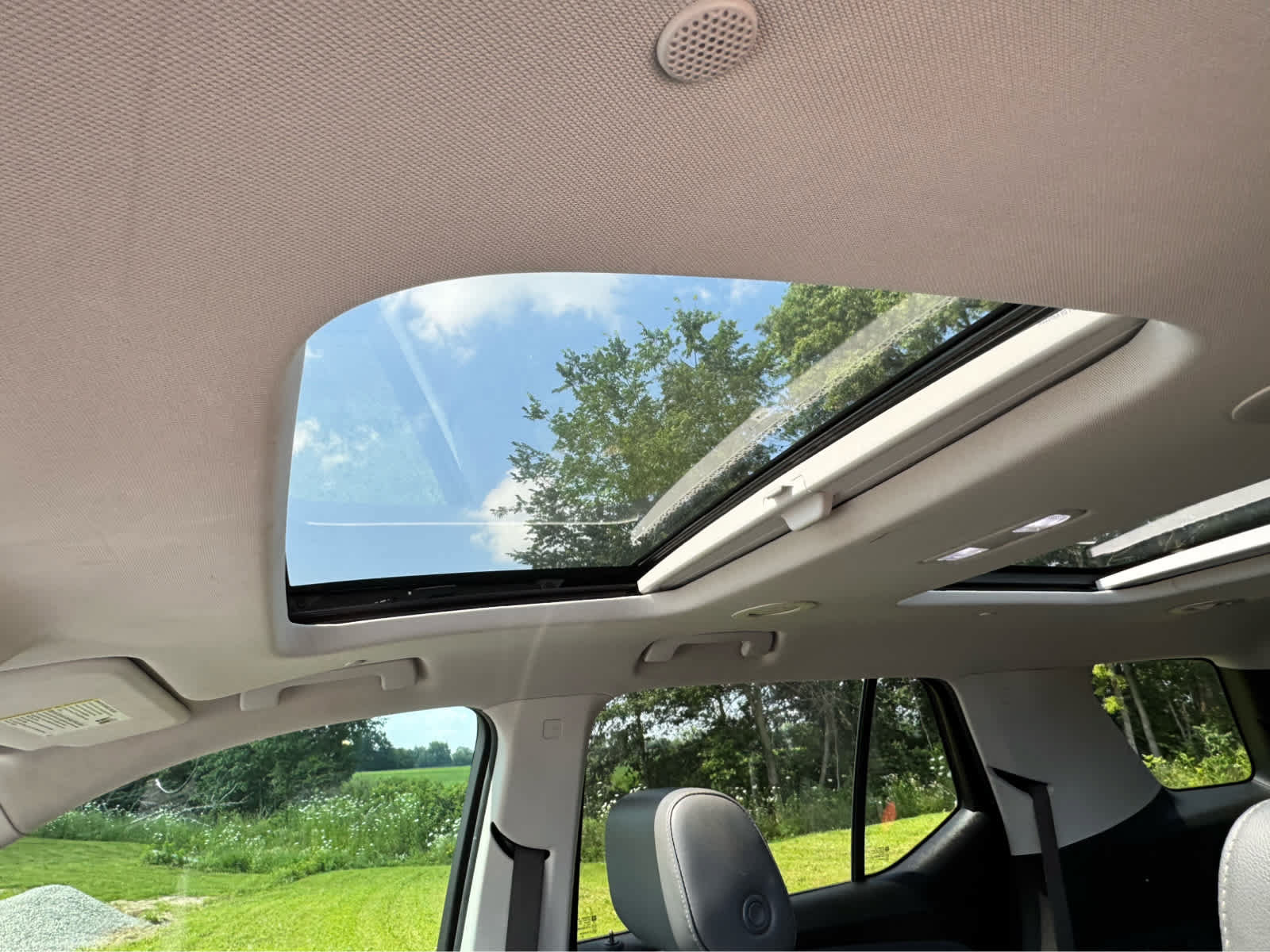 Used 2019 Chevrolet Traverse LT w/ LT Premium Package FWD image 23