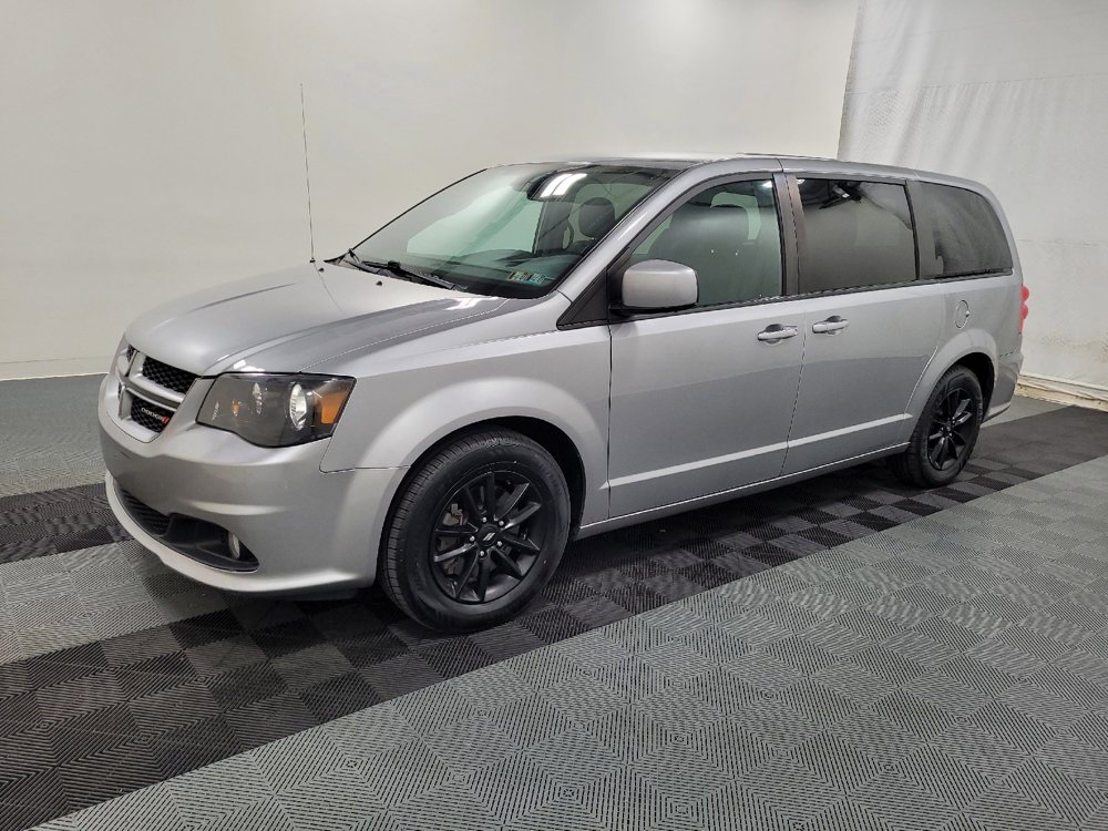 Used 2019 Dodge Grand Caravan GT w/ Safety Sphere Group FWD image 2