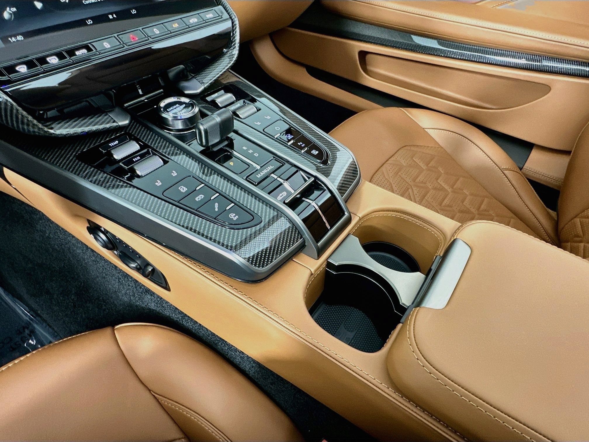 New 2026 Aston Martin Vanquish Convertible RWD image 13