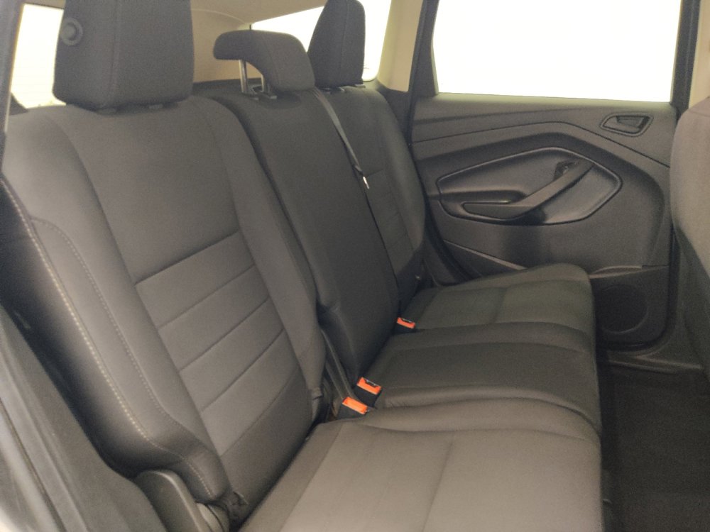 Used 2019 Ford Escape S image 19