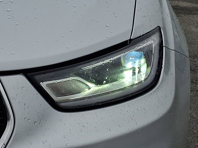 Used 2024 Chrysler Pacifica Touring-L FWD image 9