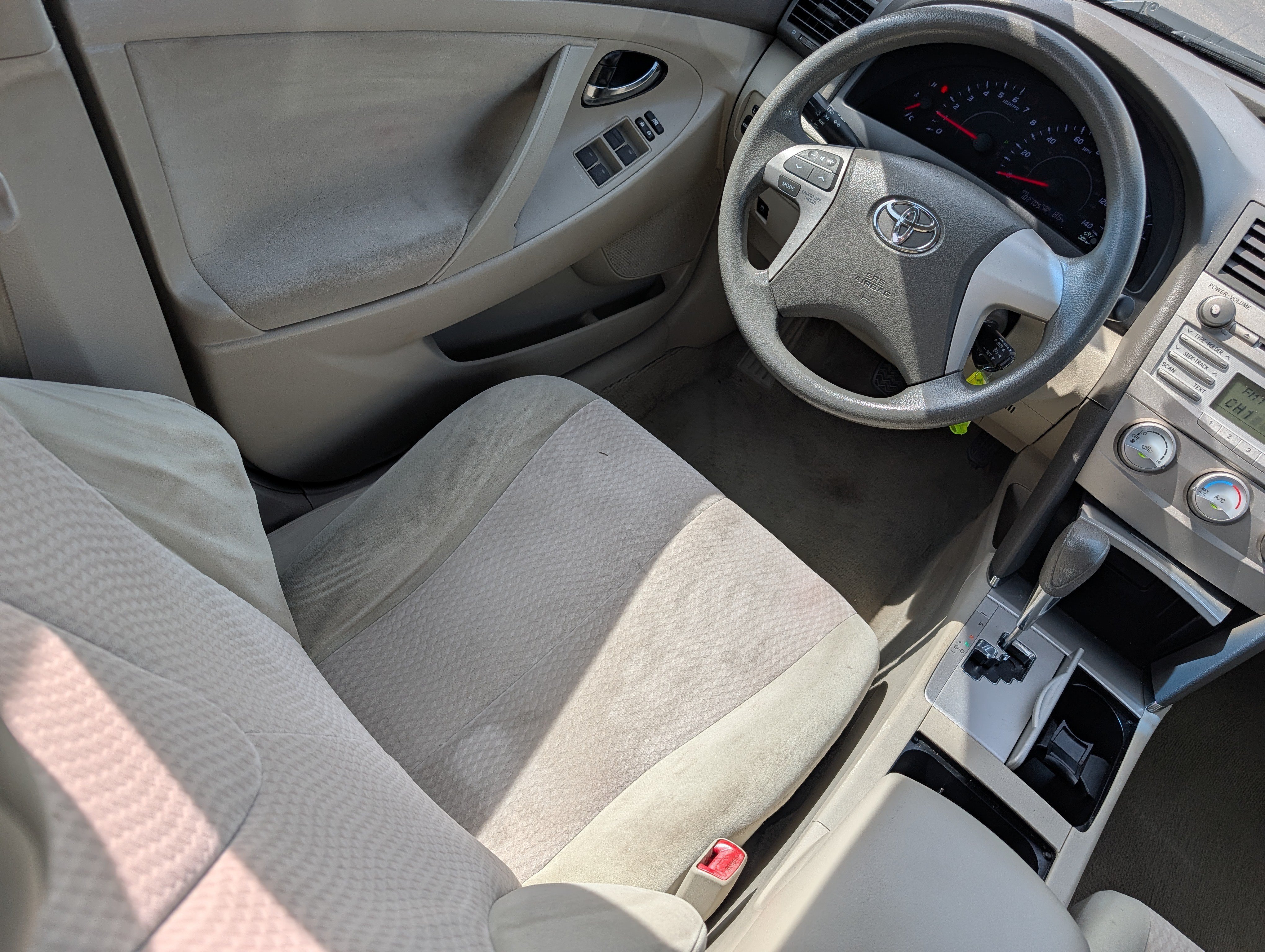 Used 2011 Toyota Camry LE w/ LE Extra-Value Pkg FWD image 9