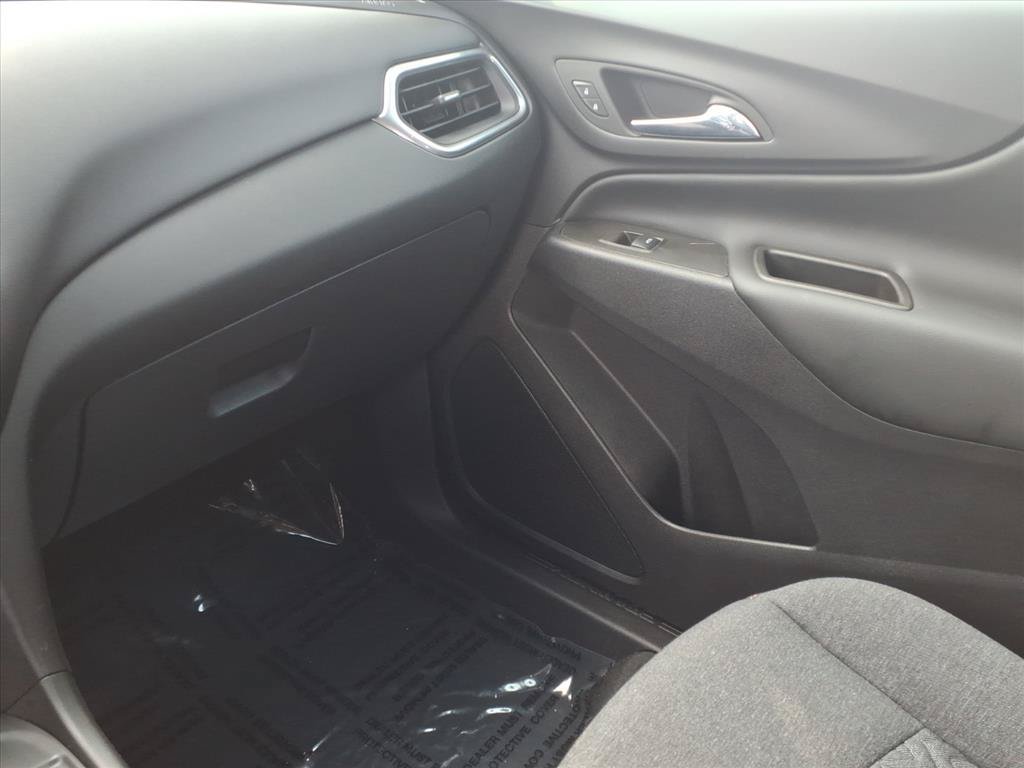 Used 2024 Chevrolet Equinox LT FWD image 22