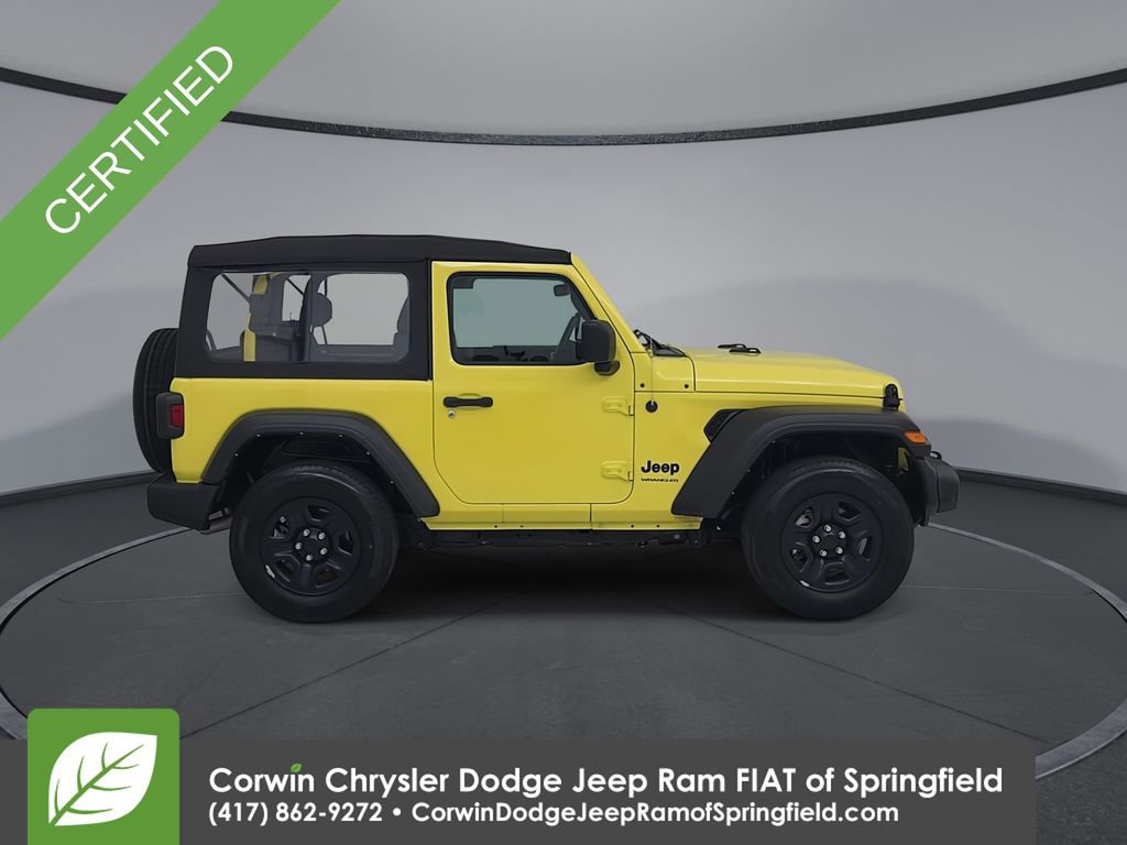 Certified 2022 Jeep Wrangler Sport AWD/4WD image 2