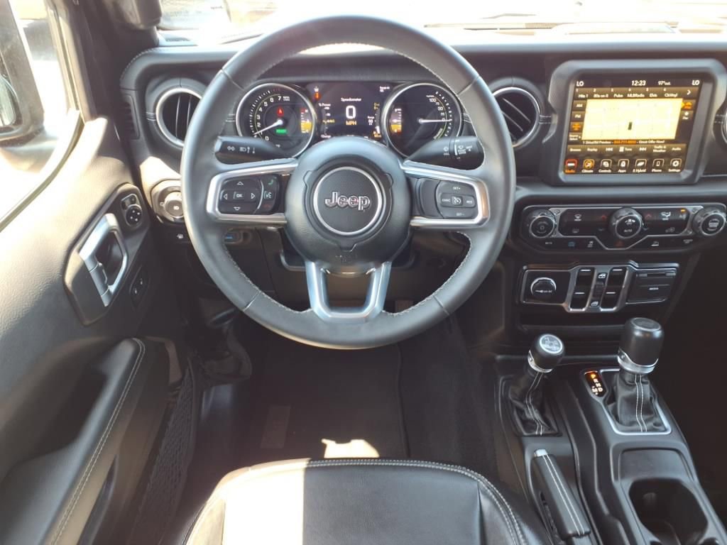 Used 2023 Jeep Wrangler Unlimited Sahara image 6