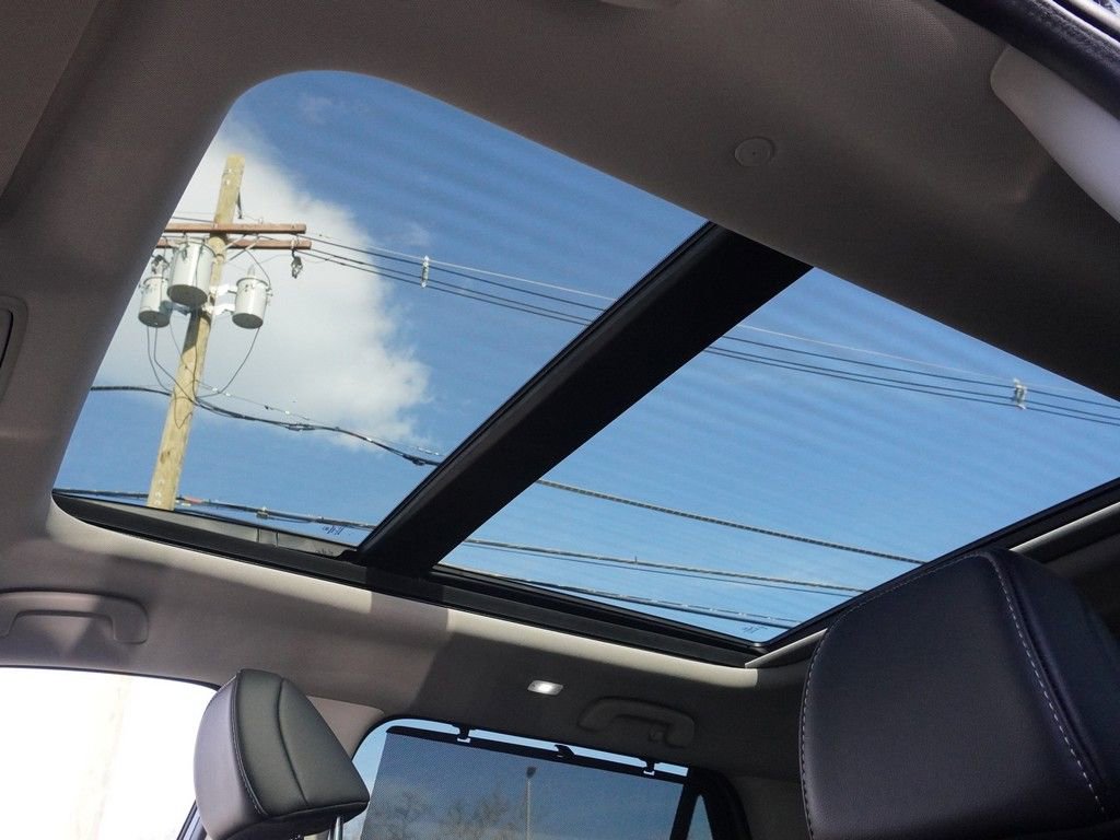 Used 2025 Honda Pilot Touring image 22