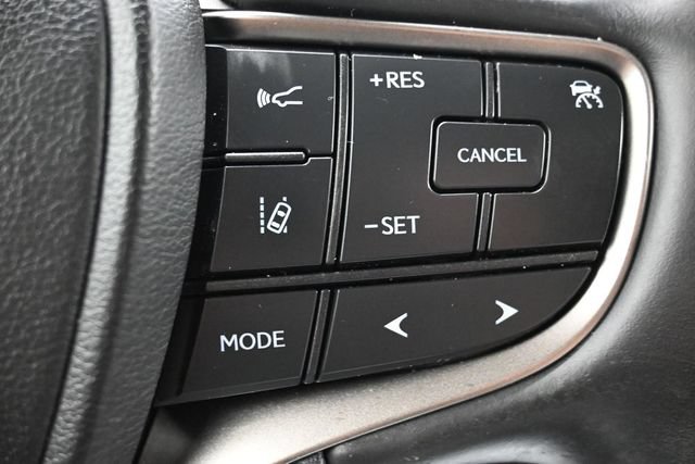 Used 2019 Lexus UX 200 w/ Premium Package FWD image 27