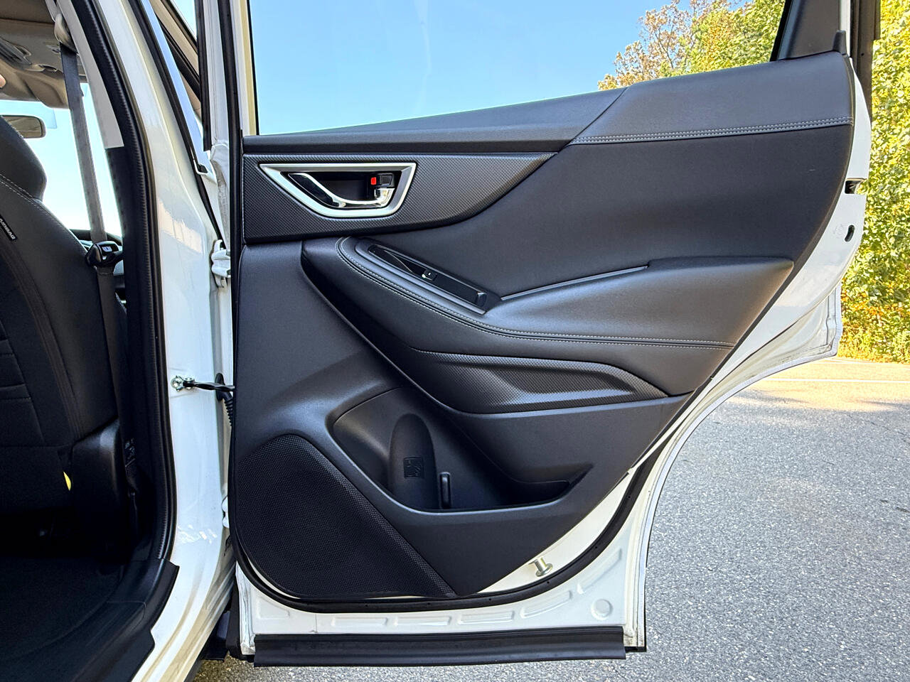 Used 2019 Subaru Forester Premium AWD/4WD image 42