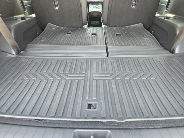 Used 2025 Hyundai Palisade SEL FWD image 33