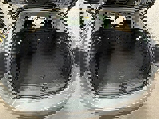 Used 2023 Buick Envision Essence image 54