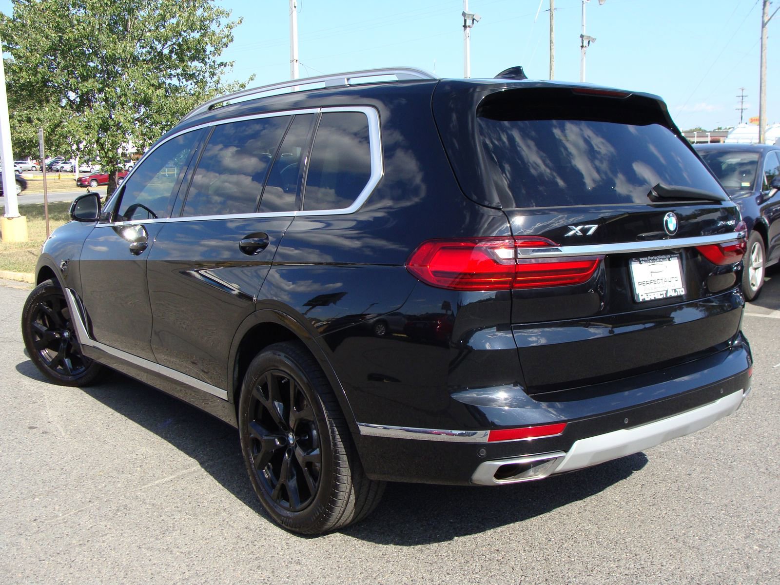 Used 2021 BMW X7 xDrive40i image 4