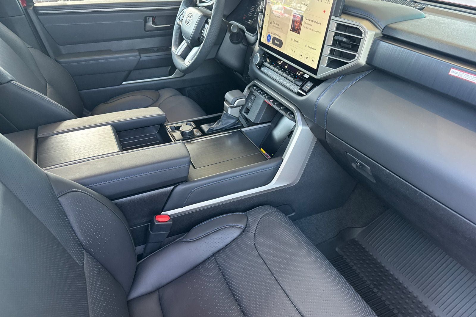 New 2026 Toyota Tundra Platinum AWD/4WD image 18