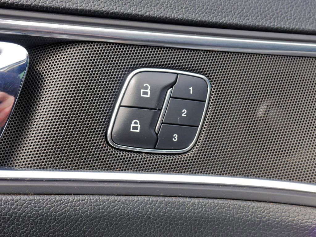 Used 2017 Ford Explorer Sport w/ Equipment Group 401A image 23