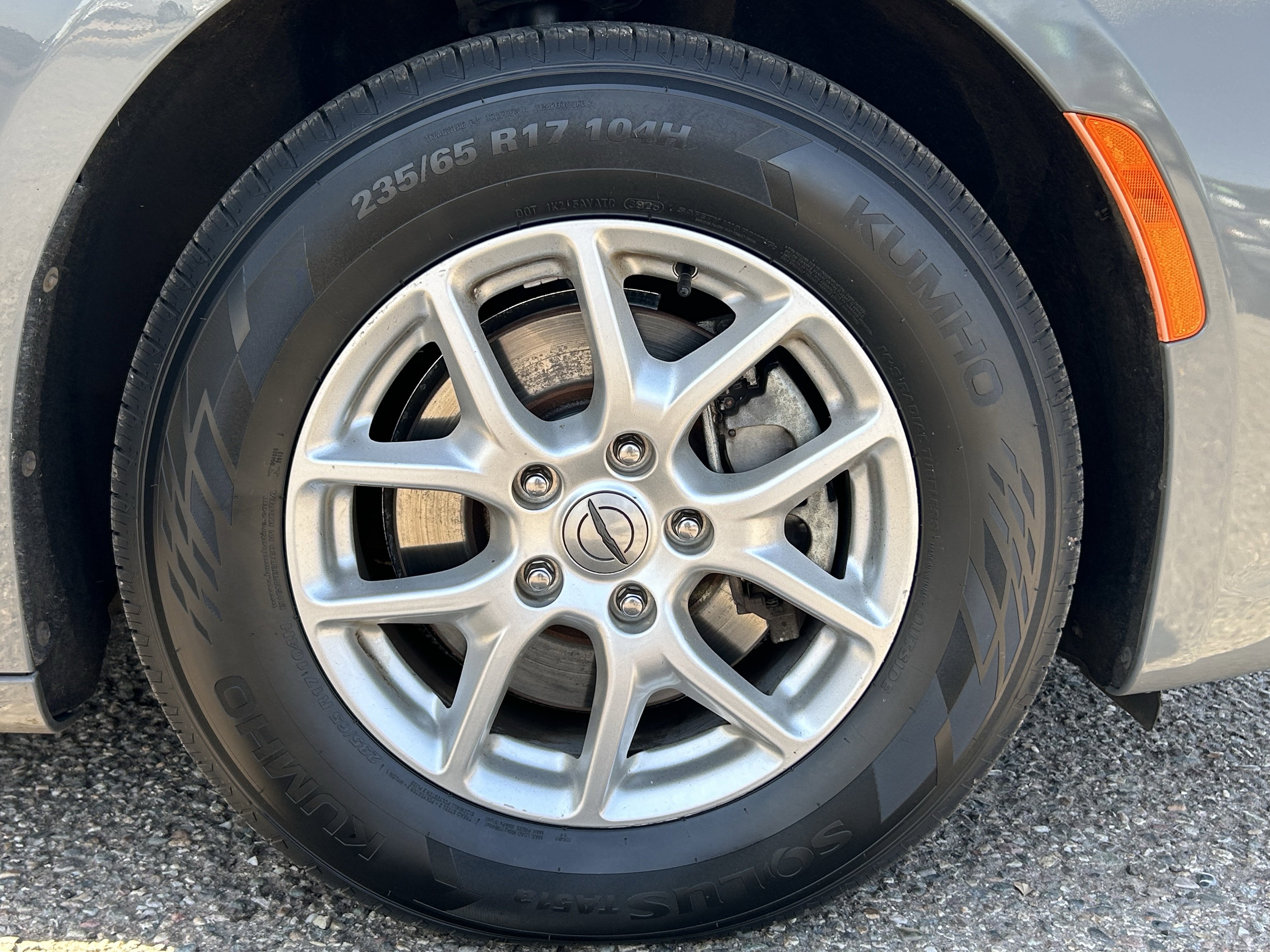 Certified 2022 Chrysler Pacifica Touring-L image 8