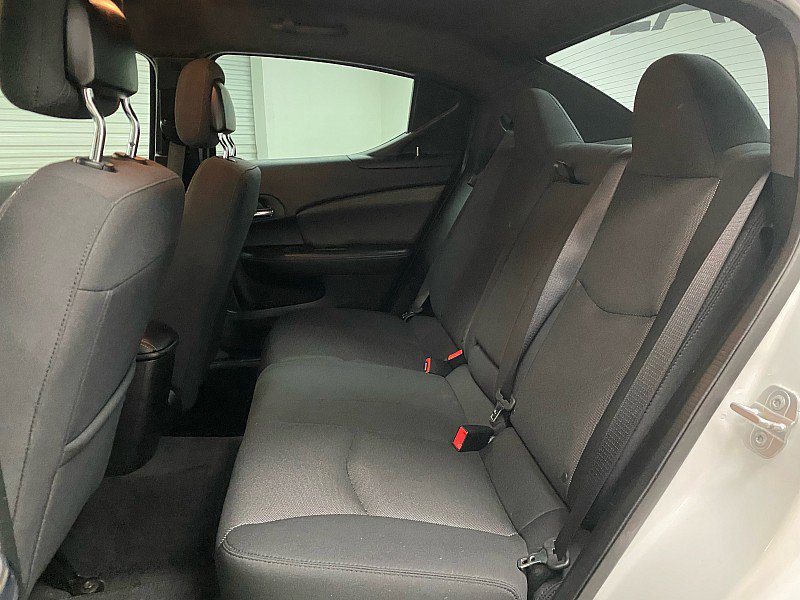 Used 2014 Dodge Avenger SE FWD image 11