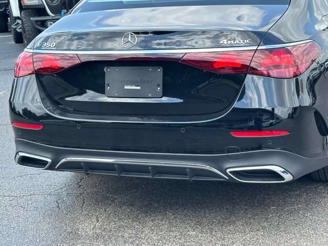 Used 2025 Mercedes-Benz E 350 4MATIC Sedan image 15