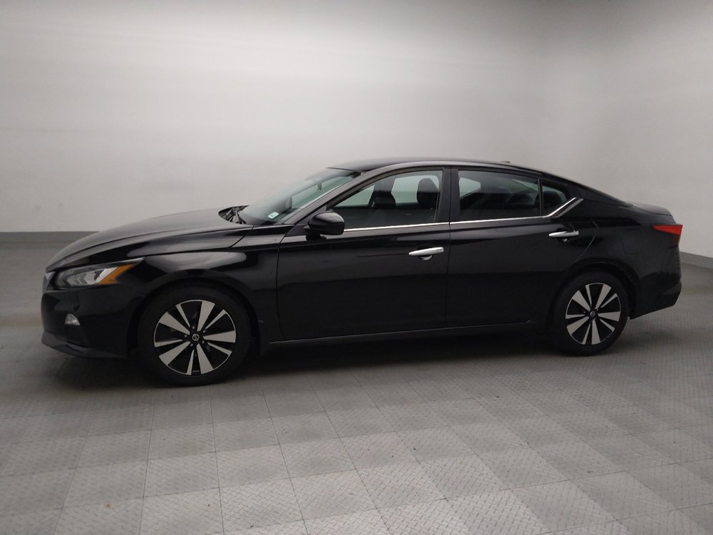 Used 2021 Nissan Altima 2.5 SV image 2