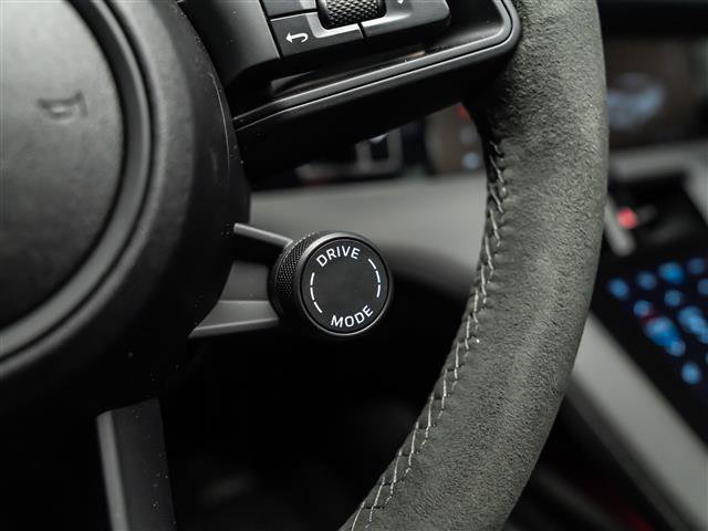 Used 2025 Porsche Taycan AWD/4WD image 19