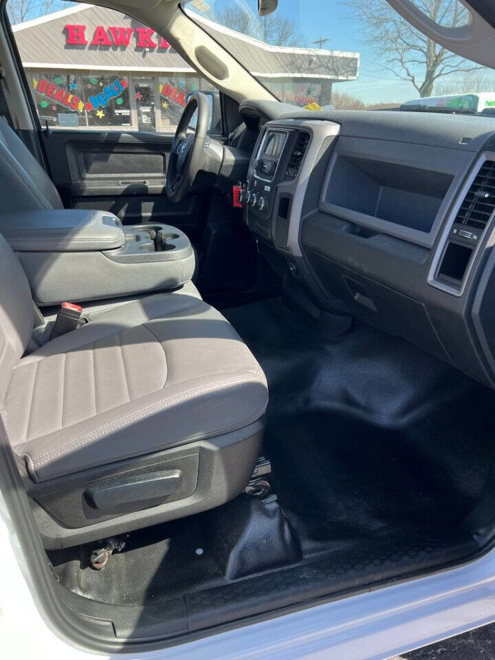 Used 2020 RAM 1500 Express image 19