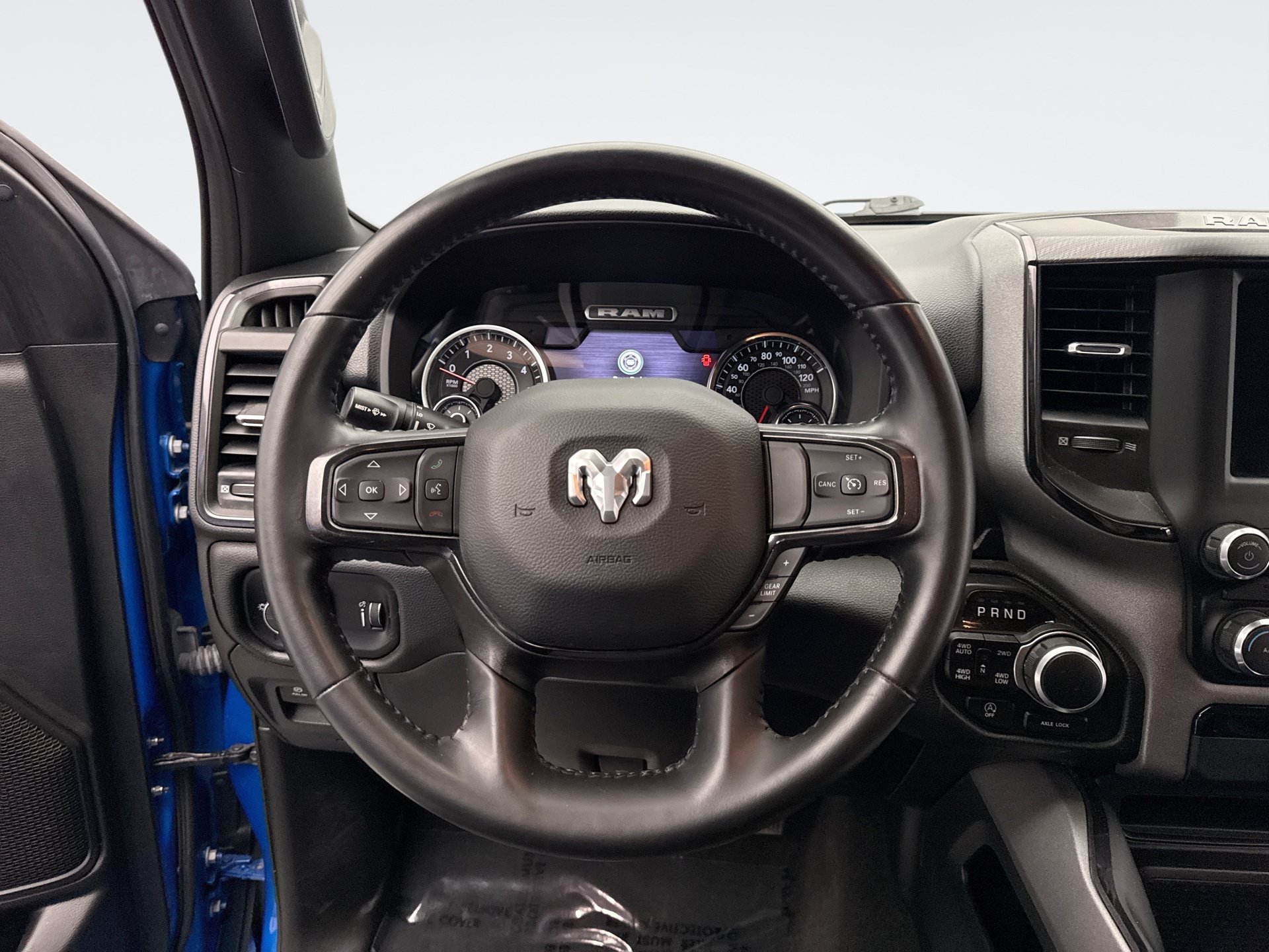 Used 2023 RAM 1500 Big Horn AWD/4WD image 14