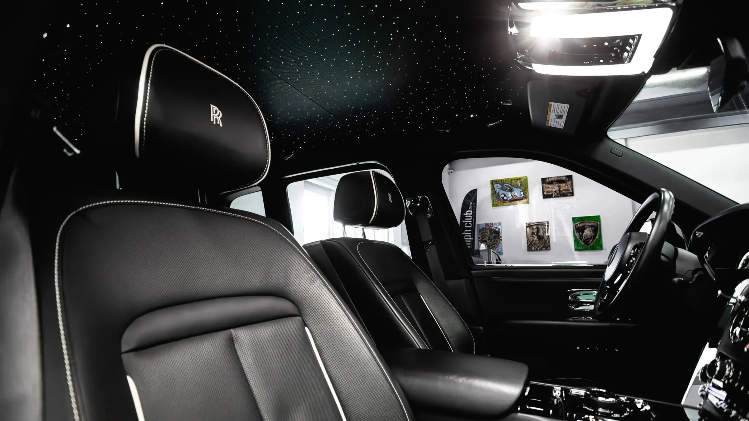 Used 2021 Rolls-Royce Cullinan image 19