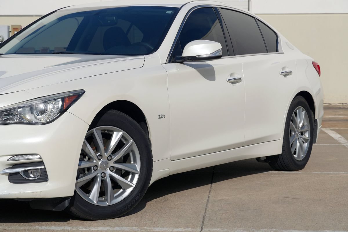 Used 2016 INFINITI Q50 Premium w/ 2.0T Premium Plus Package RWD image 23