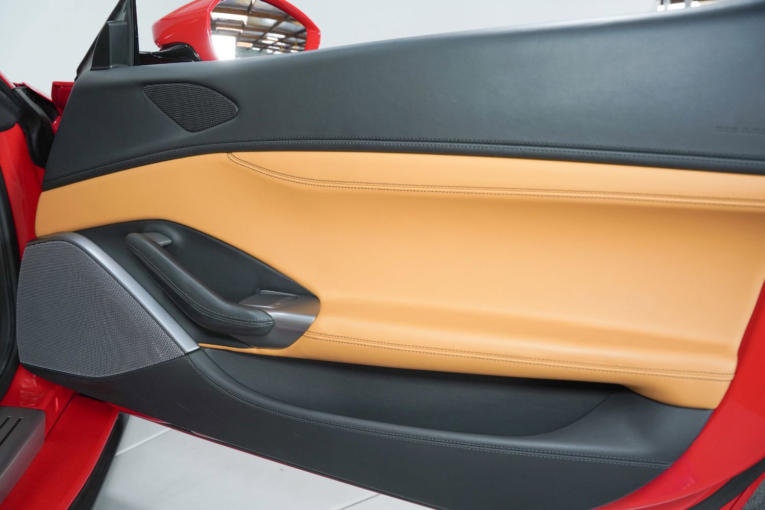 Used 2020 Ferrari Portofino image 36