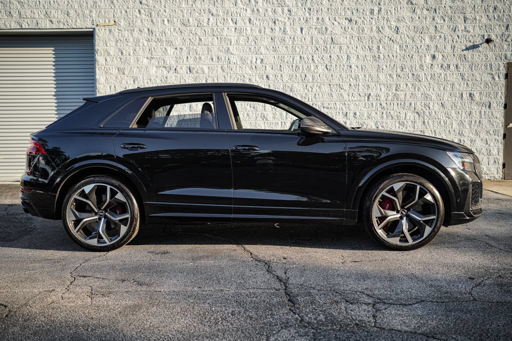 Used 2022 Audi RS Q8 w/ Carbon Optic Package AWD/4WD image 17