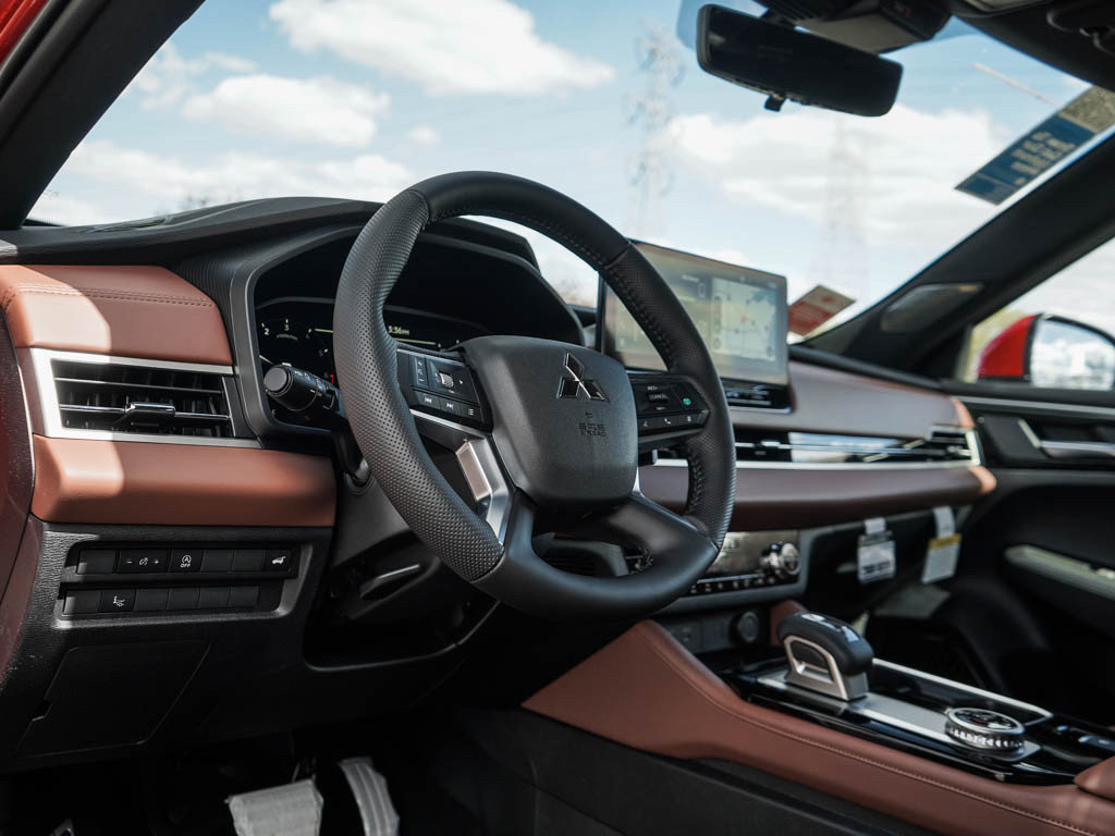 New 2026 Mitsubishi Outlander SEL AWD/4WD image 19